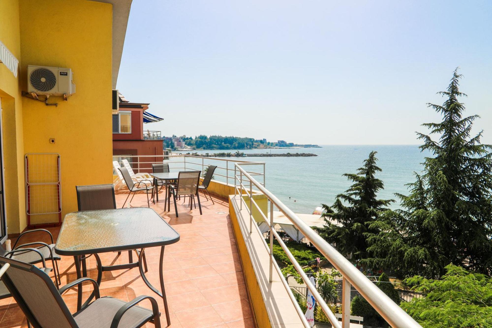נסבר Hotel Sofia Beach מראה חיצוני תמונה