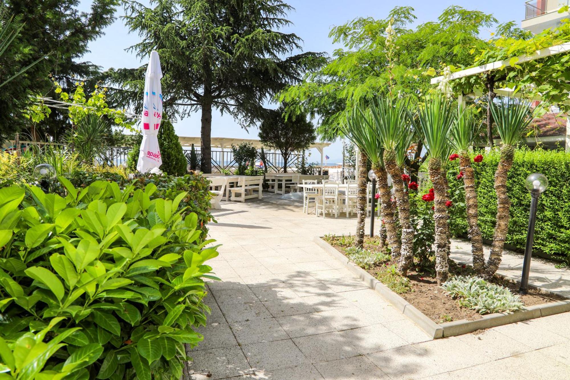 נסבר Hotel Sofia Beach מראה חיצוני תמונה